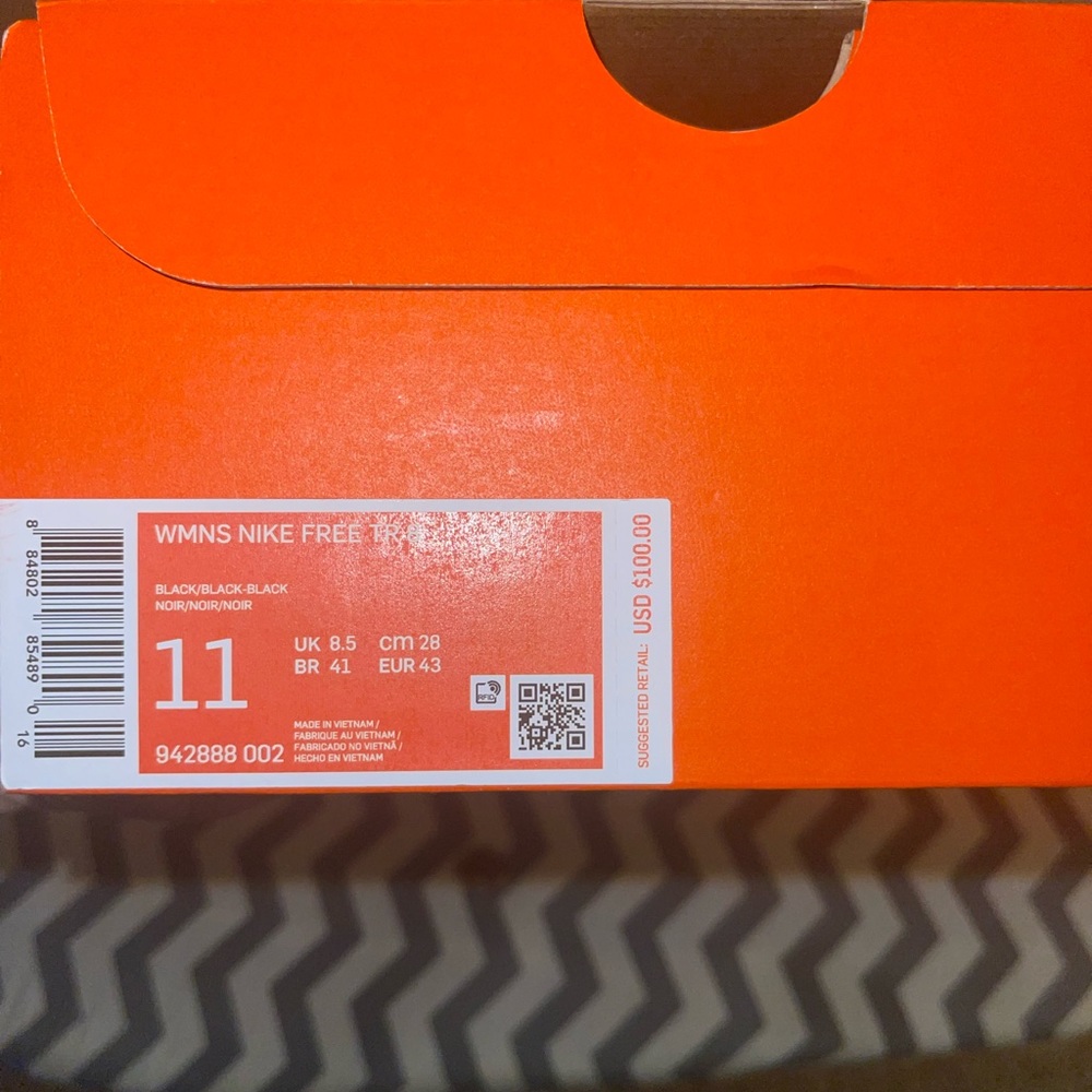 Woman’s Nike Walking Shoe